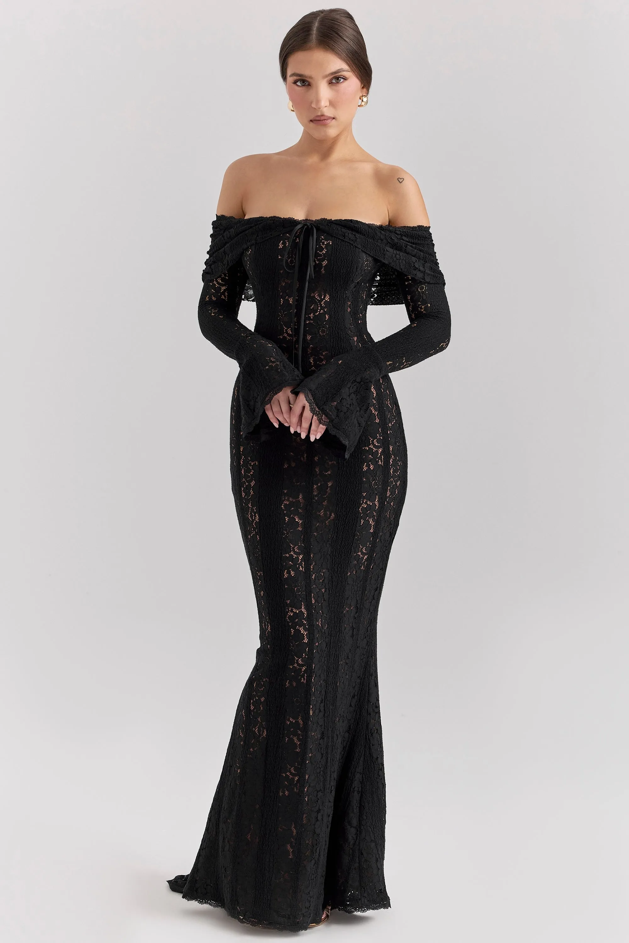 AEILA VINTAGE LACE MAXI DRESS-BLACK