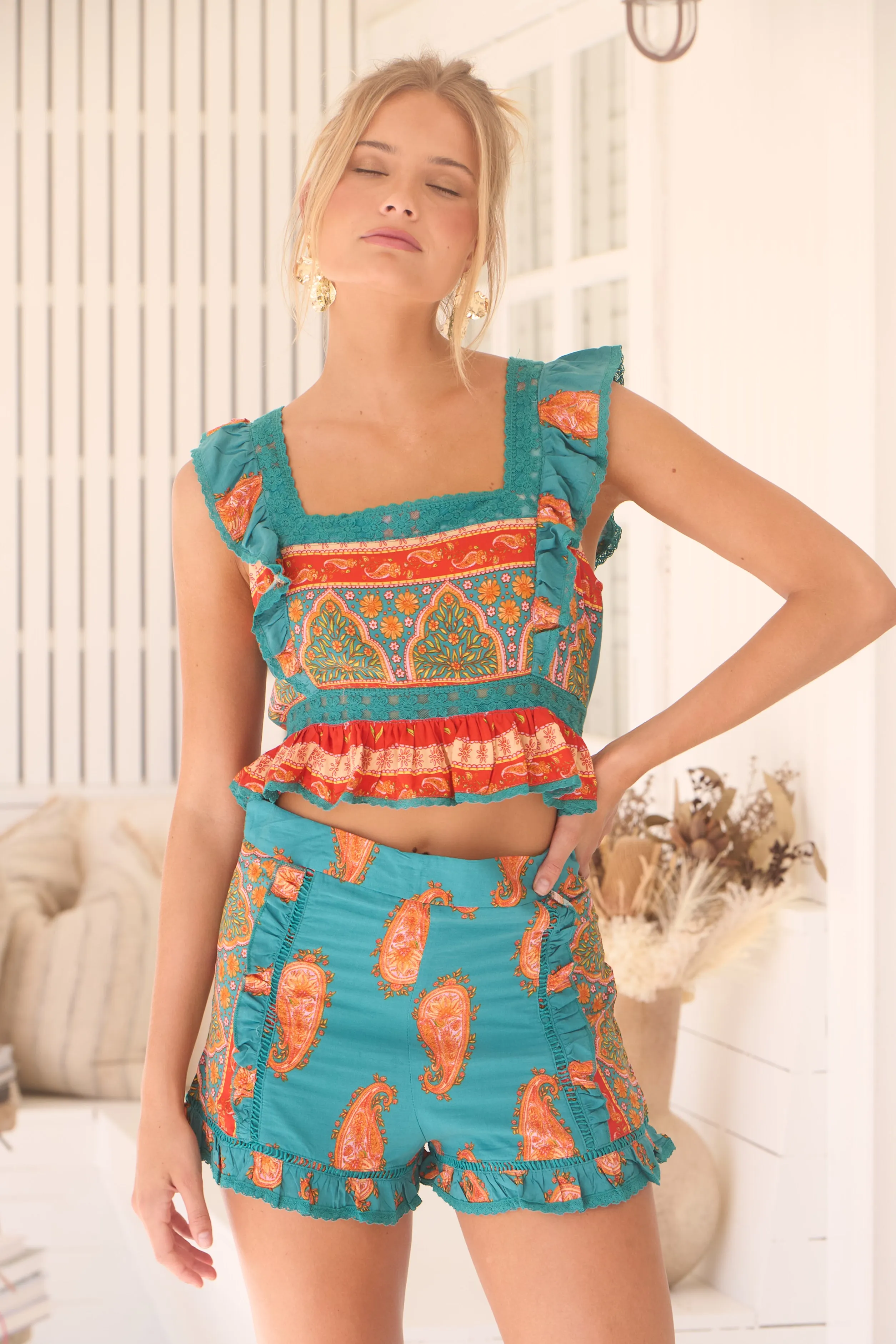 Callie Crop - Melody