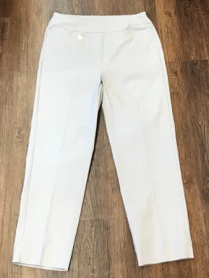 CONTEMPORARY GREY CAPRI