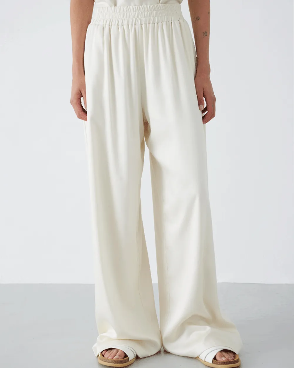 Ivory Fearne Strech Satin Trouser