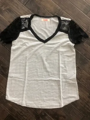 Lace Detail Tee