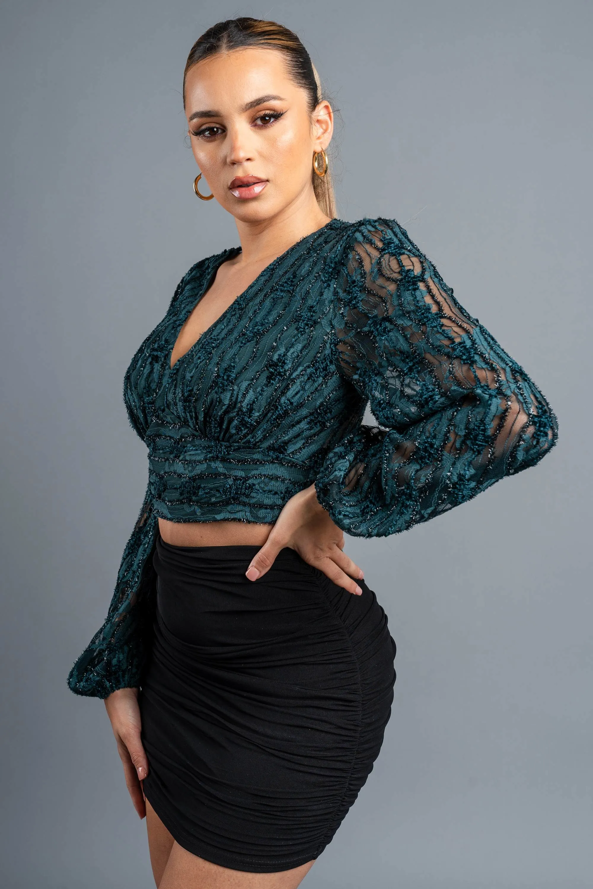 LUXE GLITTER LACE V-NECK WAIST BACK TIE CROP TOP