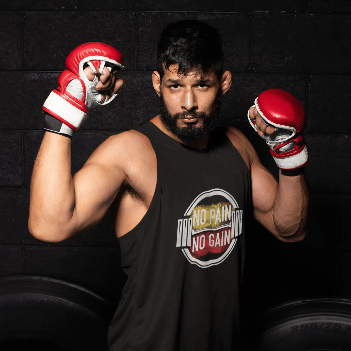 NO PAIN, NO GAIN: SLEEVELESS T-SHIRTS
