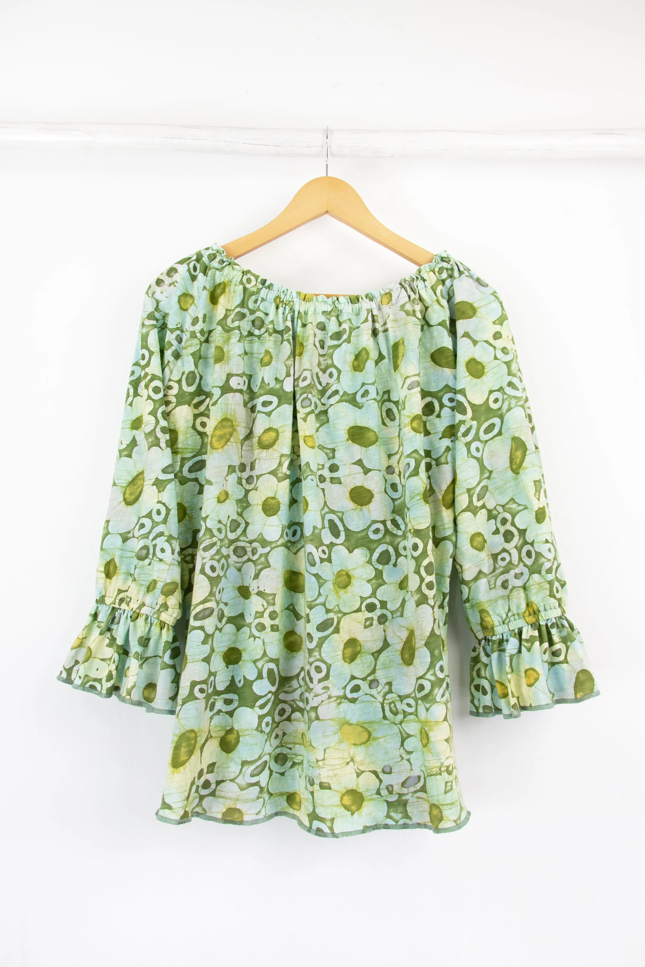 PeasantTop - 139J - Aloft - Garden