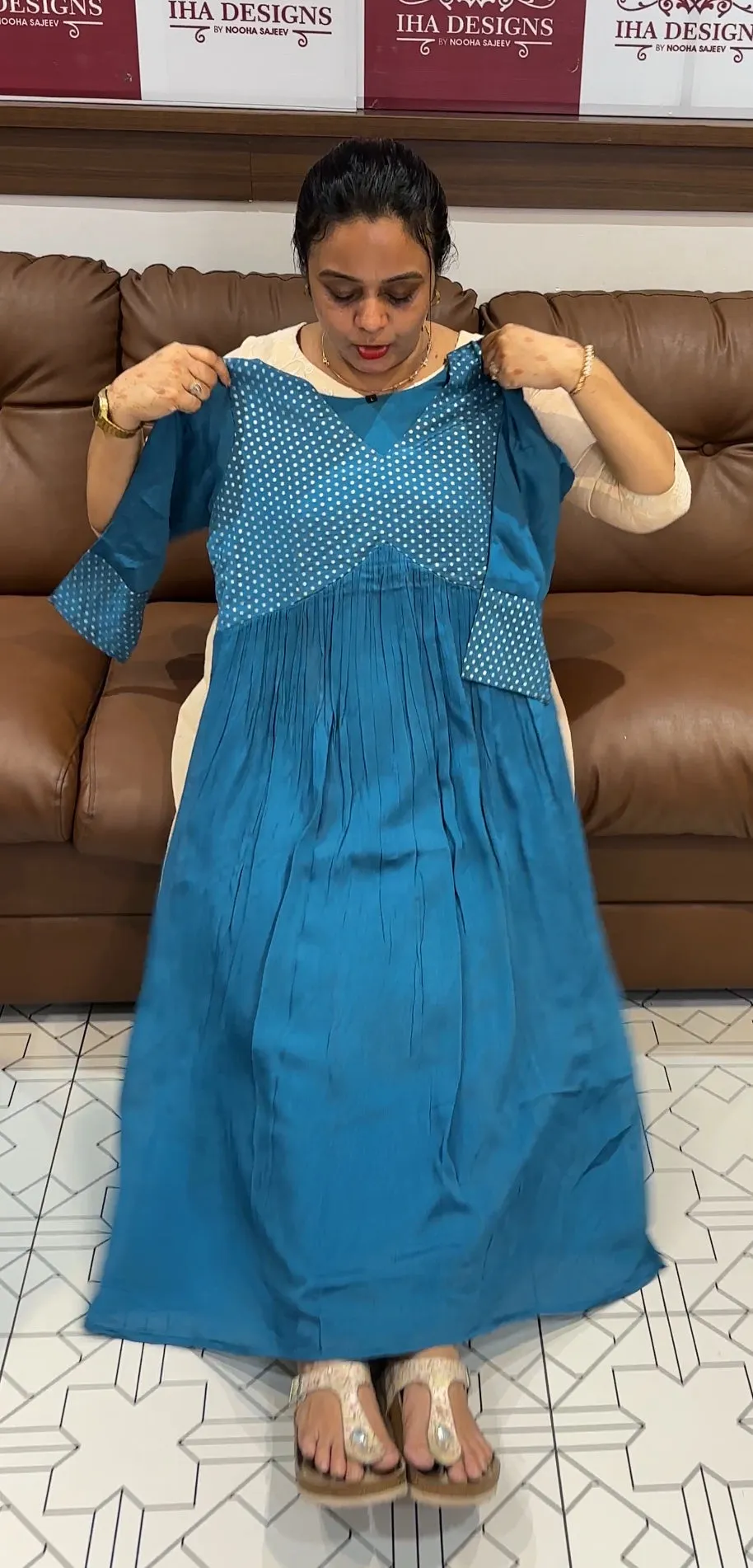 PLATINUM CHIFFON ALINE TOPS - IHA 20194