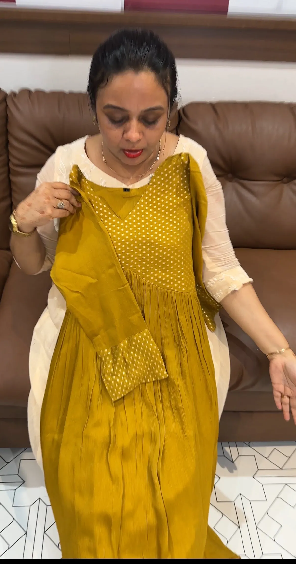 PLATINUM CHIFFON ALINE TOPS - IHA 20194