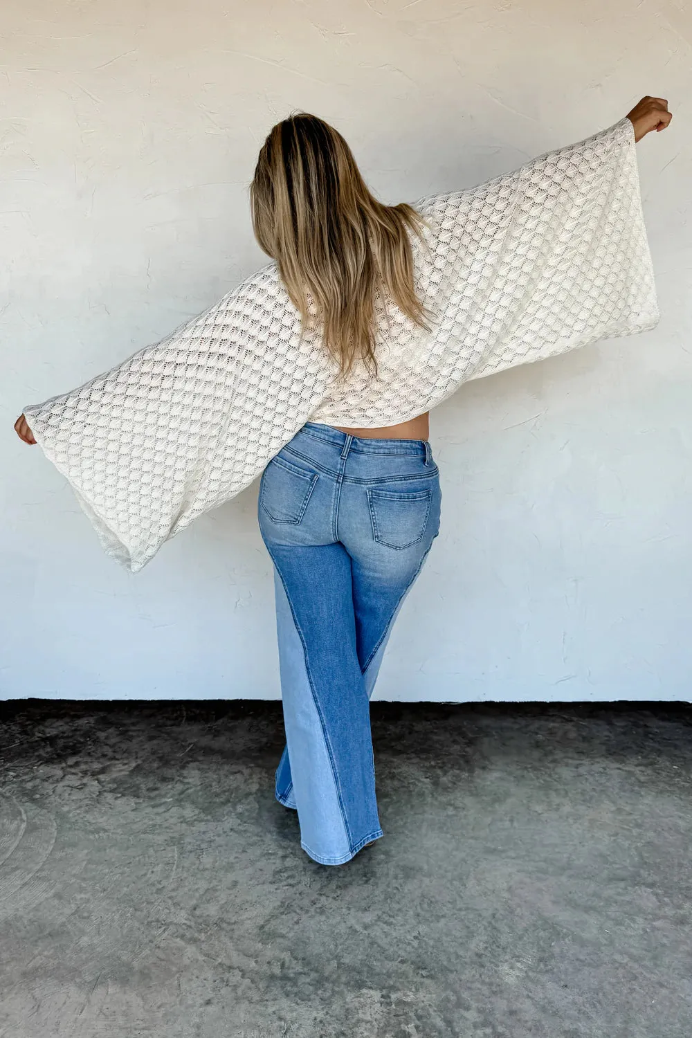 {Pre-Order} Free Spirt Bell Sleeve Top- 3 colors!