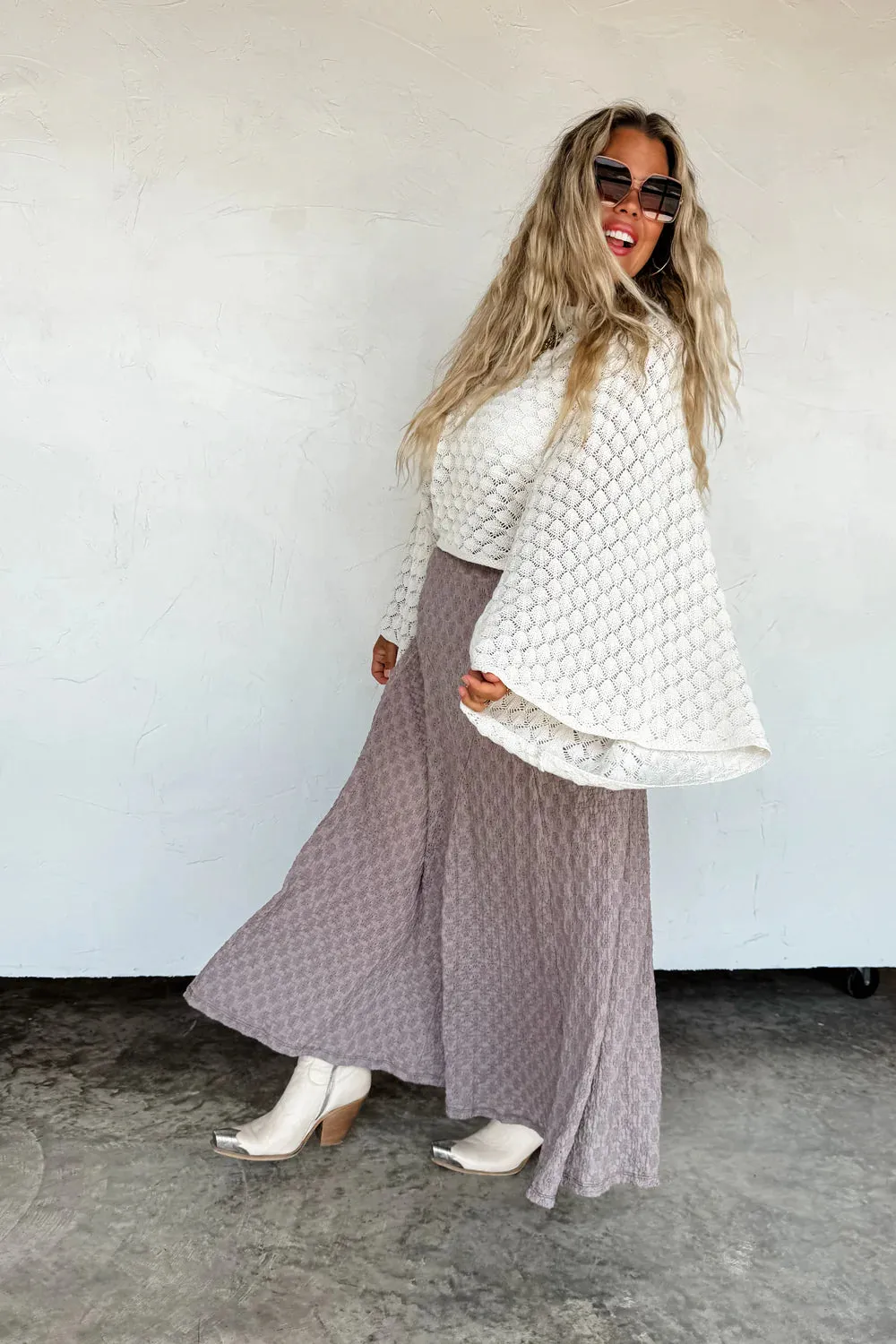 {Pre-Order} Free Spirt Bell Sleeve Top- 3 colors!