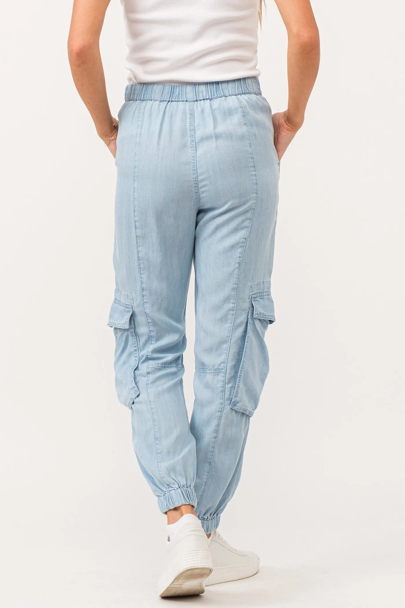 SANDY SUPER HIGH RISE ANKLE TROUSER PANTS LIGHT INDIGO TENCEL