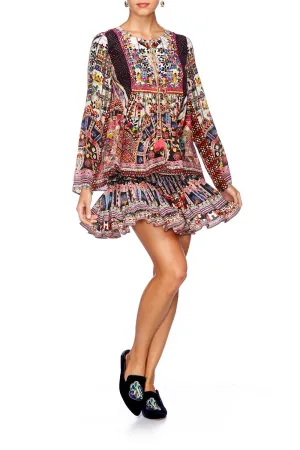SHORT SHIRRED SKIRT DANCING ON MY OWN
