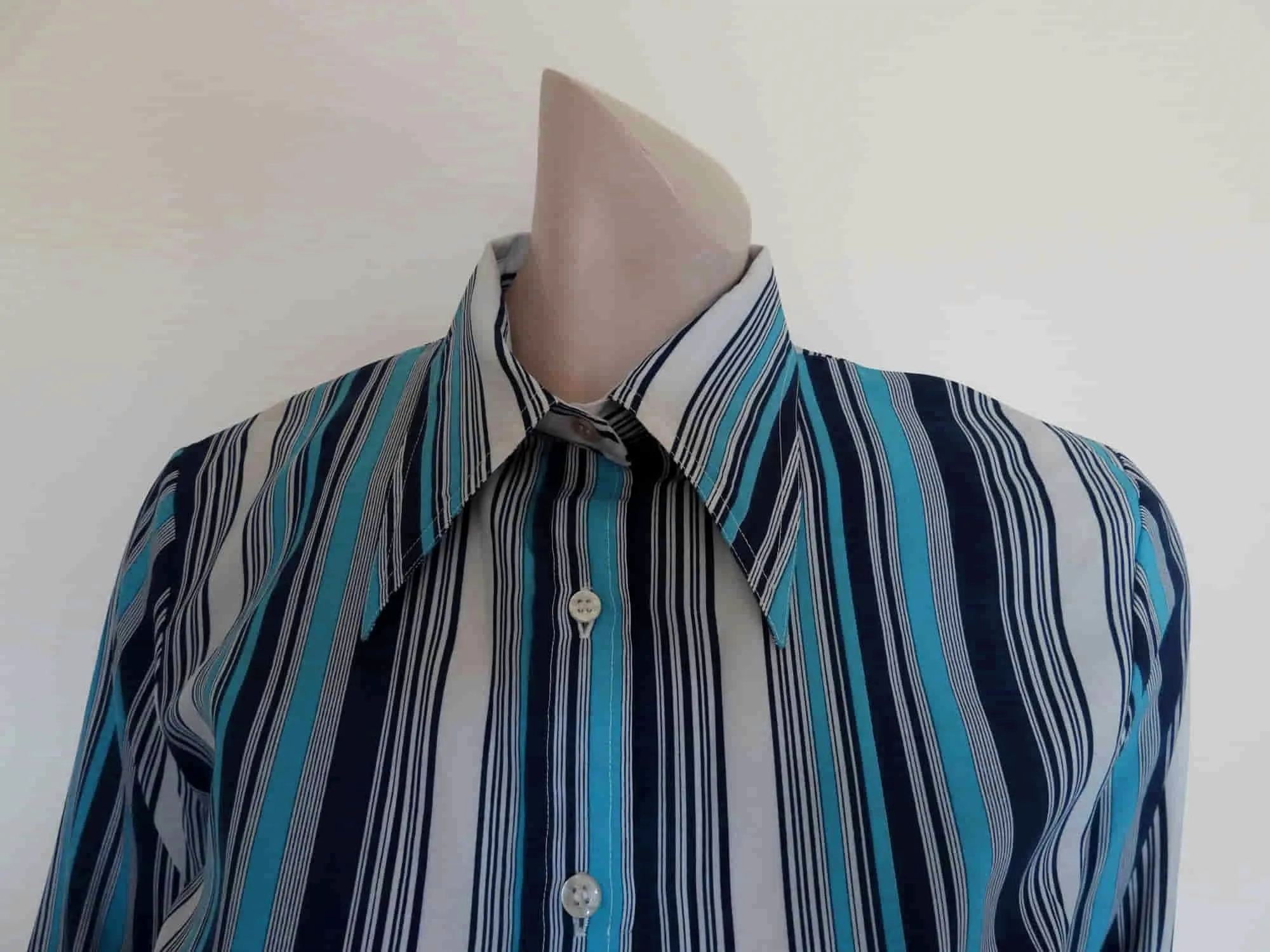 Women's 1970s Blue Striped Shirt - M